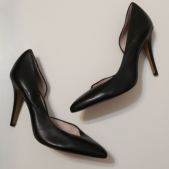 Vince Camuto heels - Picture 1 of 10